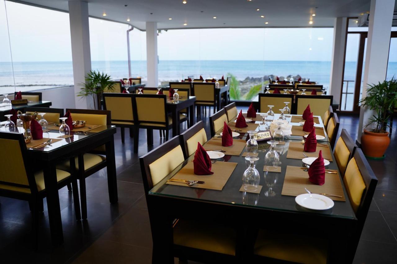 Village Hotel Northern Point Point Pedro Экстерьер фото