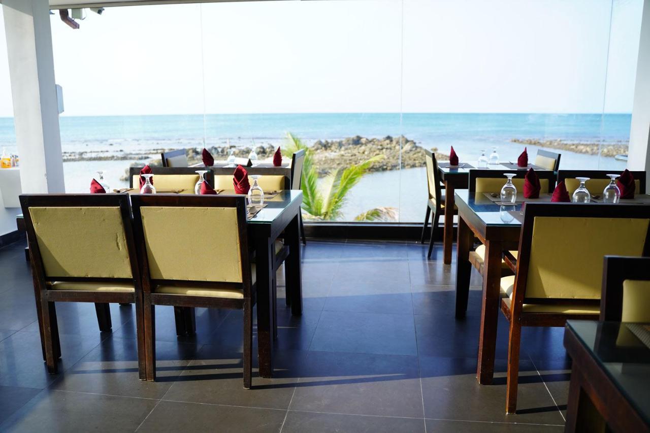 Village Hotel Northern Point Point Pedro Экстерьер фото